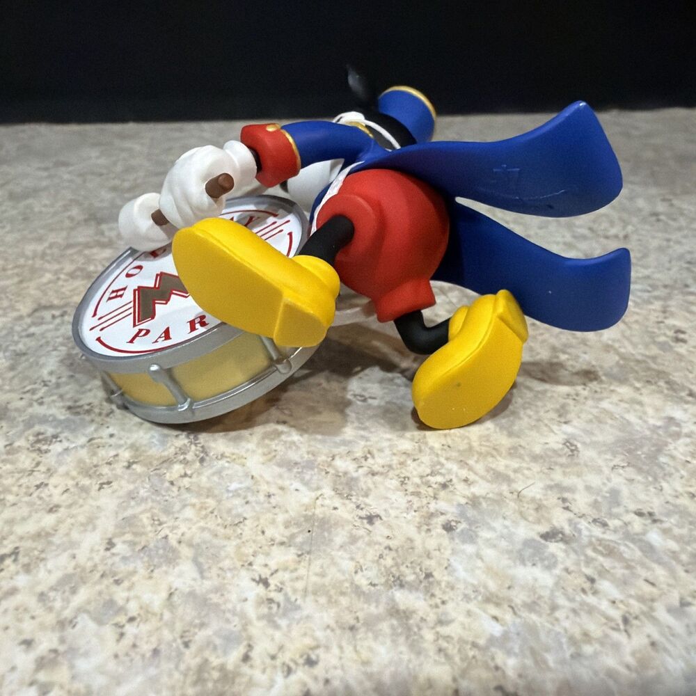Bandleader Mickey Hallmark Ornament - Mickey Holiday Parade - 1997 #1 in Series - Picture 4 of 5